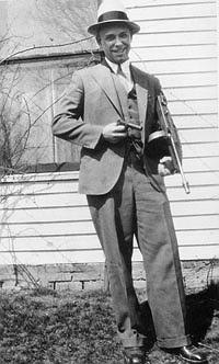 John Dillinger with the infamous wooden pistol